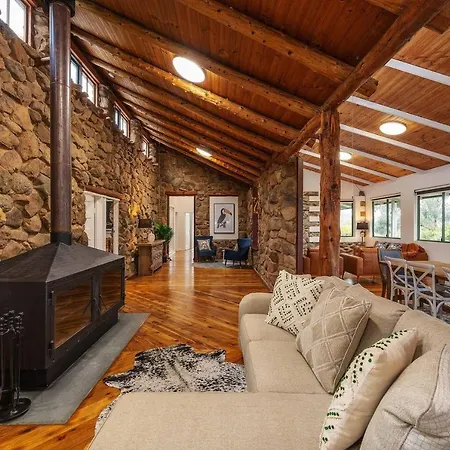 The Riverstone Luxury Eco In The Hills Holiday home *