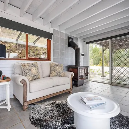 The Riverstone Luxury Eco In The Hills Holiday home *