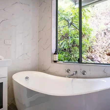 The Riverstone Luxury Eco In The Hills Holiday home Mudgee