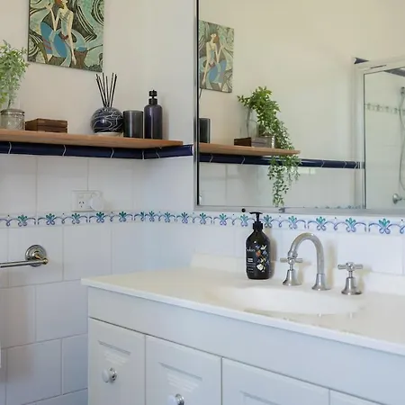Holiday home Cavalo - Explore Wine Country From Art-filled Family