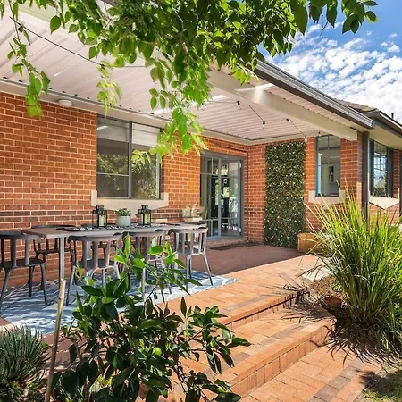 Cavalo - Explore Wine Country From Art-filled Family *