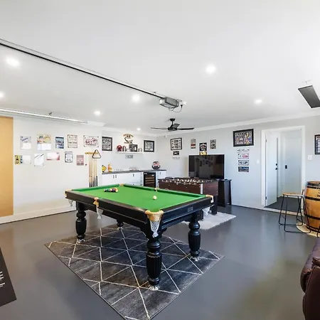 Holiday home 'campanile House' The Ultimate Adventure *