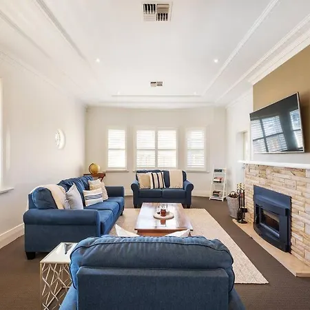 Holiday home 'micah House' A Art Deco Hideaway Mudgee