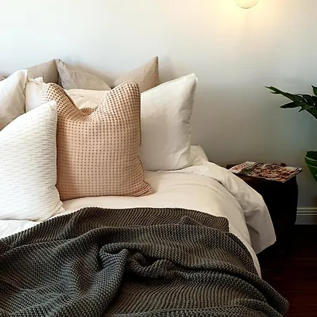 Dangerfield Oaks Boutique Cottage's Farm stay