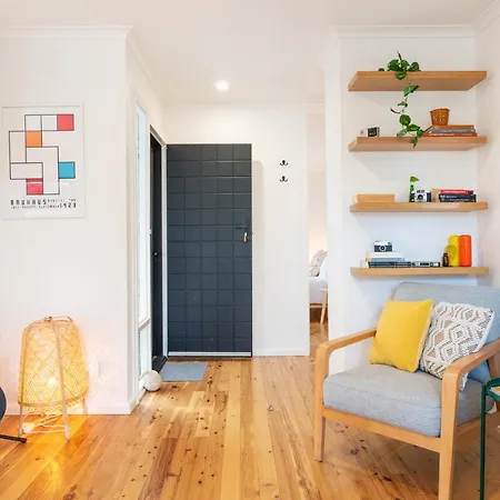 'mudgee Burrow' A Stylish Family Mudgee