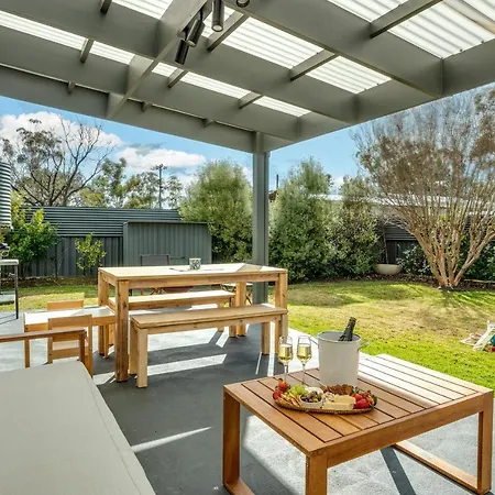 Holiday home 'mudgee Burrow' A Stylish Family