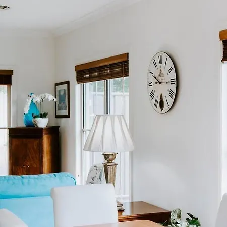 Nikki's On Market St - A Country Abode Holiday home