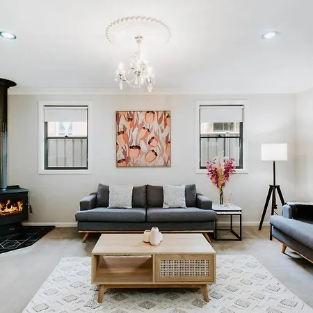 Gladstone Blush - Premium Comfort In Mudgee's Heart Mudgee