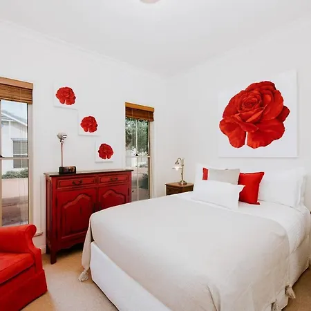 Holiday home Nikki's On Market St - A Country Abode Mudgee