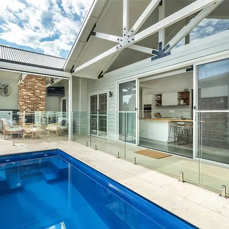 Holiday home Mcg A Hamptons Inspired