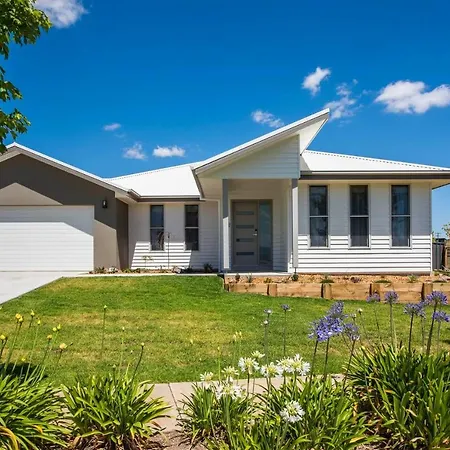 Helvetia - Modern Comfort Meets Country Convenience Mudgee