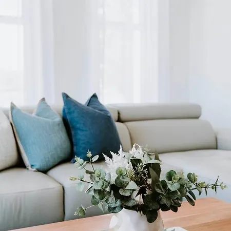 Holiday home Helvetia - Modern Comfort Meets Country Convenience *