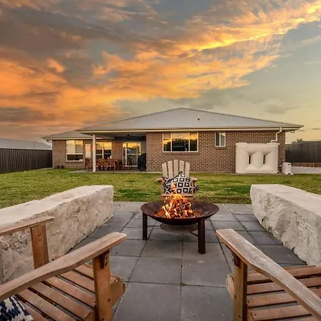 Devan House - An Entertainers' Retreat Close To Town Mudgee