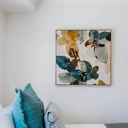 Holiday home Helvetia - Modern Comfort Meets Country Convenience Mudgee