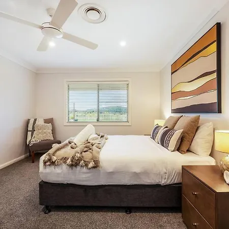 Holiday home 'vineyard Cottage' A Golden Escape Among The Vines Mudgee