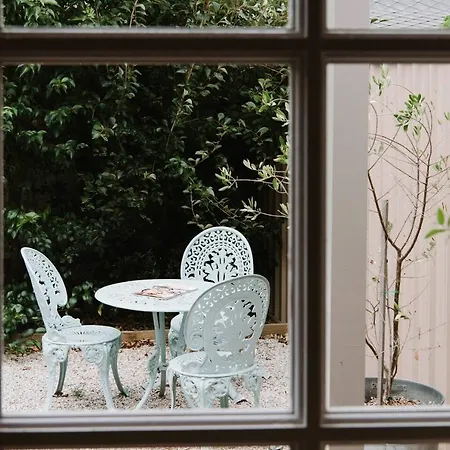 The Annex - A Cosy Couples Retreat In Heart Of Town Holiday home Mudgee