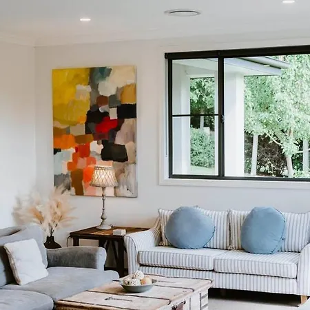 Holiday home Ballantyne At Bombira - An Indulgent Country Escape