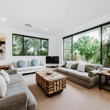 Ballantyne At Bombira - An Indulgent Country Escape Holiday home