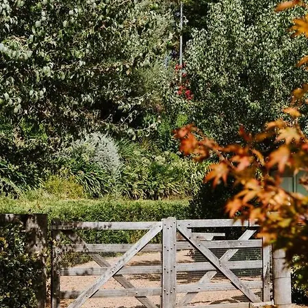 Ballantyne At Bombira - An Indulgent Country Escape Holiday home *