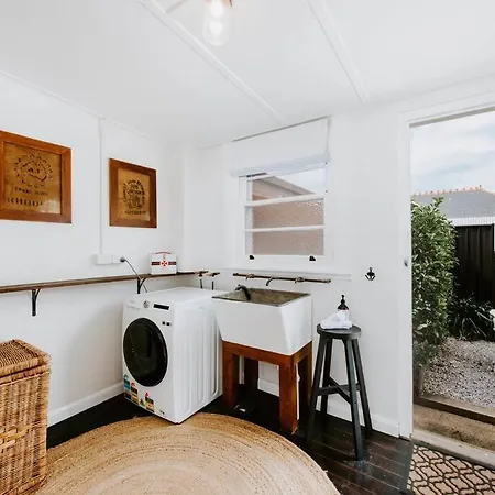 'mortimer Gardens' Country Charm In The Heart Of