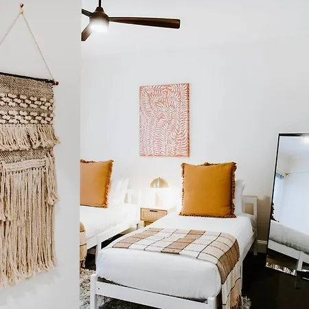 The Valerie - A Chic Family Haven In Town Mudgee