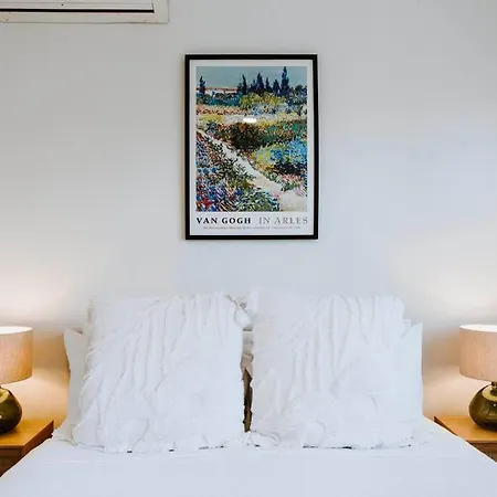The Valerie - A Chic Family Haven In Town Hotel Mudgee