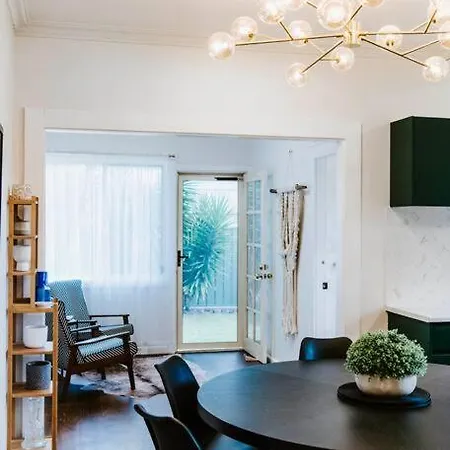 Hotel The Valerie - A Chic Family Haven In Town