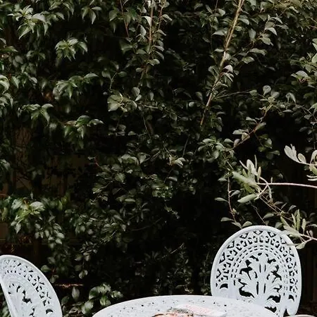 Holiday home 'mortimer Gardens' Country Charm In The Heart Of