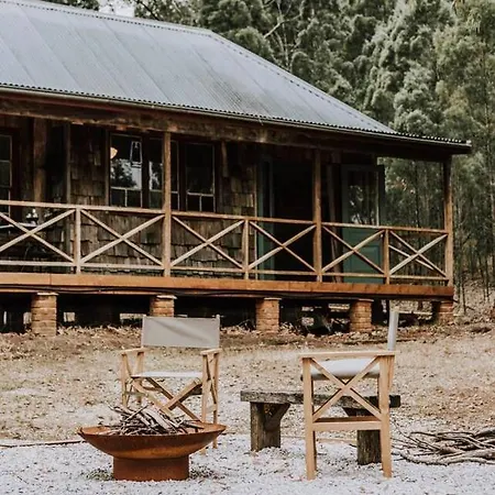 Holiday home Black Springs - A Romantic Bushland Escape Mudgee