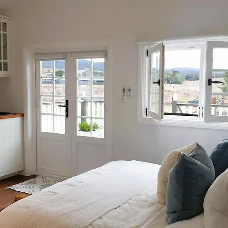 Dangerfield Oaks Boutique Cottage's *
