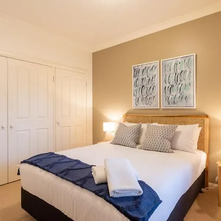 Spacious 3 Bedroom Getaway In Perfect Location * Mudgee