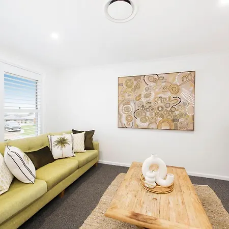 Pristine Spacious 4 Bedroom Escape * Mudgee