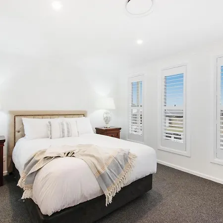 Pristine Spacious 4 Bedroom Escape * Mudgee