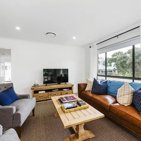 Holiday home Stunning 4 Bedroom Escape