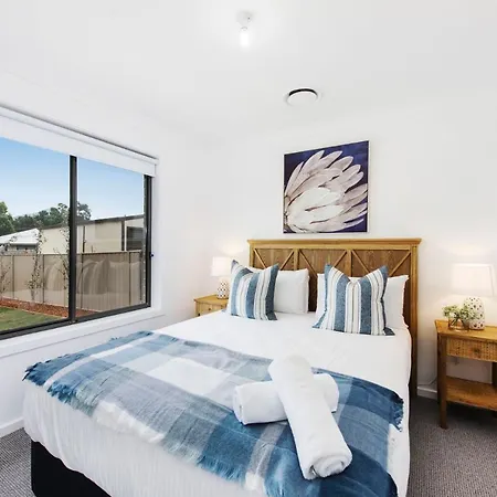 Stunning 4 Bedroom Escape Holiday home Mudgee