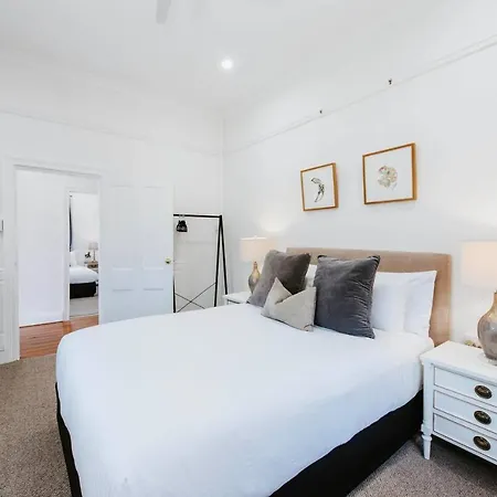 Yarranvale On Gladstone - A Gorgeous Country Abode