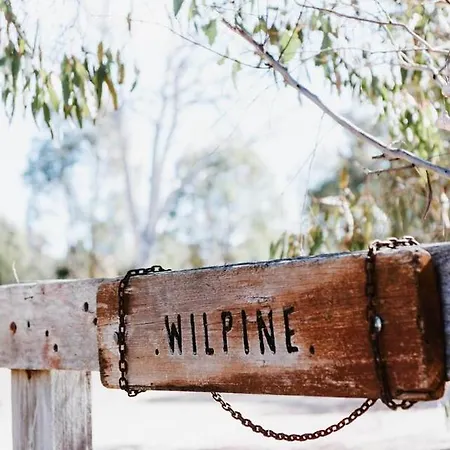'wilpine' Poolside Country Luxury Near Town Holiday home