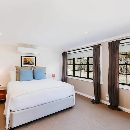 'wilpine' Poolside Country Luxury Near Town *