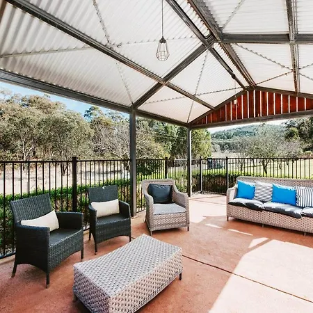 'wilpine' Poolside Country Luxury Near Town Holiday home