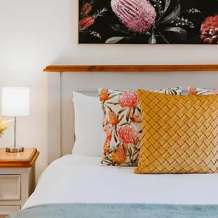 'pebble Lane Cottage' A Charming