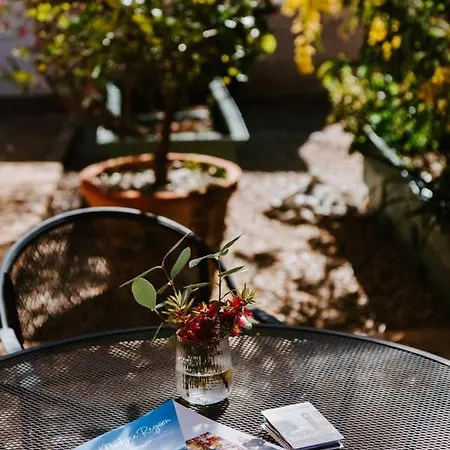 'pebble Lane Cottage' A Charming Mudgee