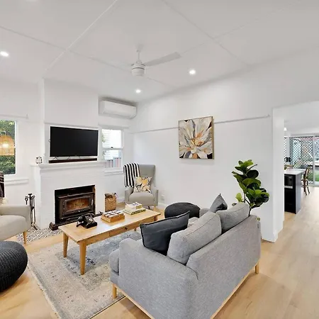 Two Daughters - Refined Country Living Mudgee