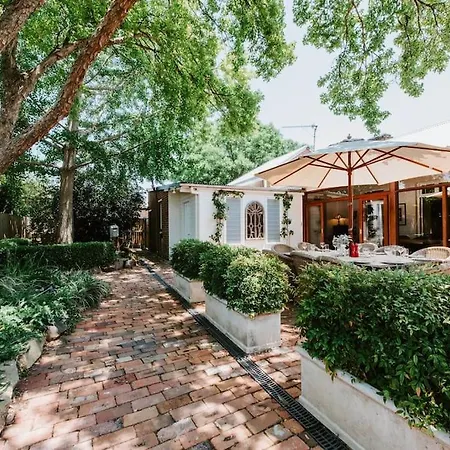 Cawarra On The Park - Historic Grandeur Holiday home