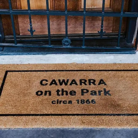 Holiday home Cawarra On The Park - Historic Grandeur
