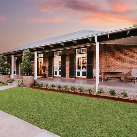 Cawarra On The Park - Historic Grandeur Mudgee