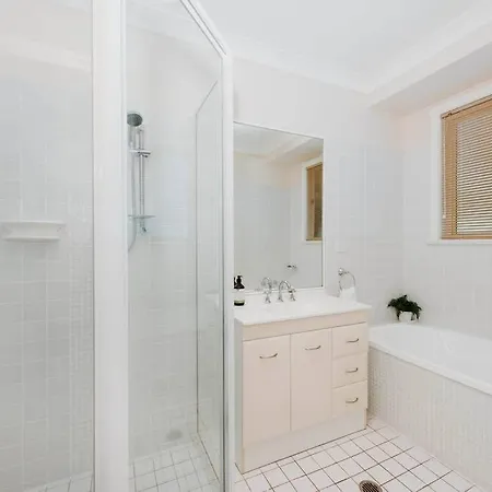 Macquarie Manor - Experience Grand Country Living Holiday home