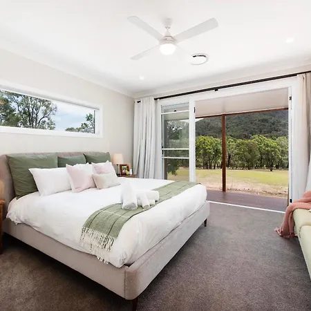 Holiday home Lazy Frog Country Luxury *