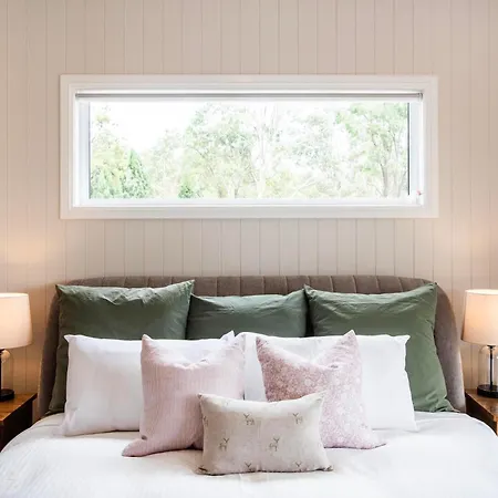 Holiday home Lazy Frog Country Luxury