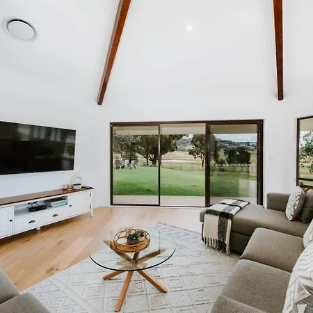 Holiday home Anton Pavilion - Cheerful Country Solace In Mudgee