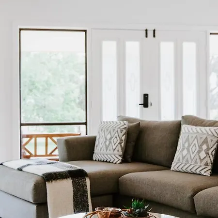 Anton Pavilion - Cheerful Country Solace In * Mudgee